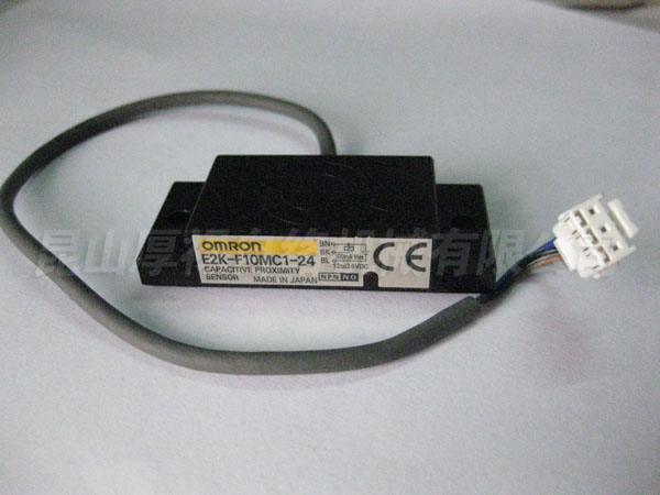 OMRON E2K-F10MC1-24 sensor